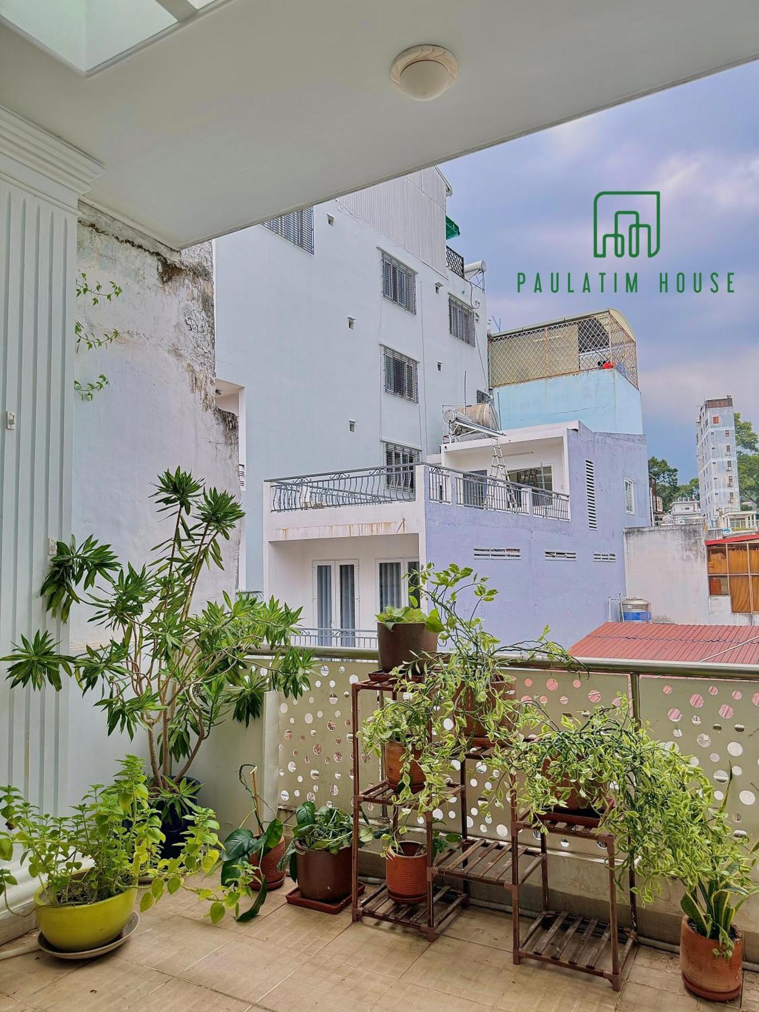 Отель Paulatim House Saigon Хошимин Экстерьер фото