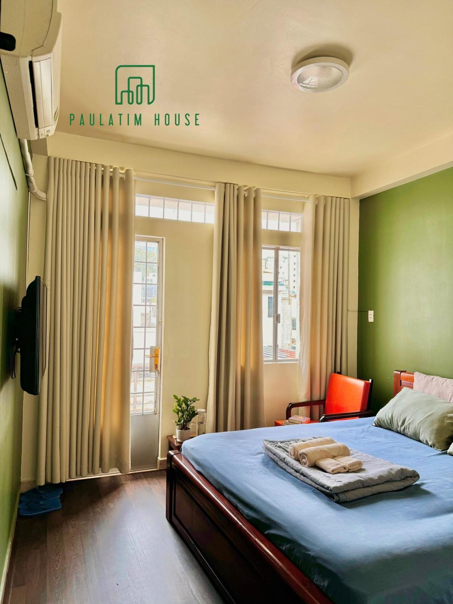 Отель Paulatim House Saigon Хошимин Экстерьер фото