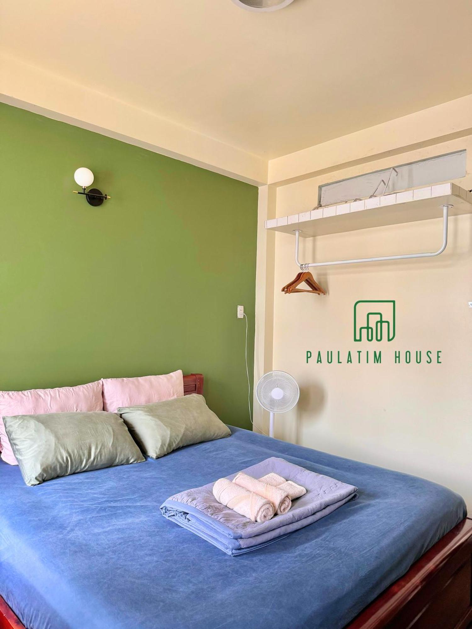 Отель Paulatim House Saigon Хошимин Экстерьер фото