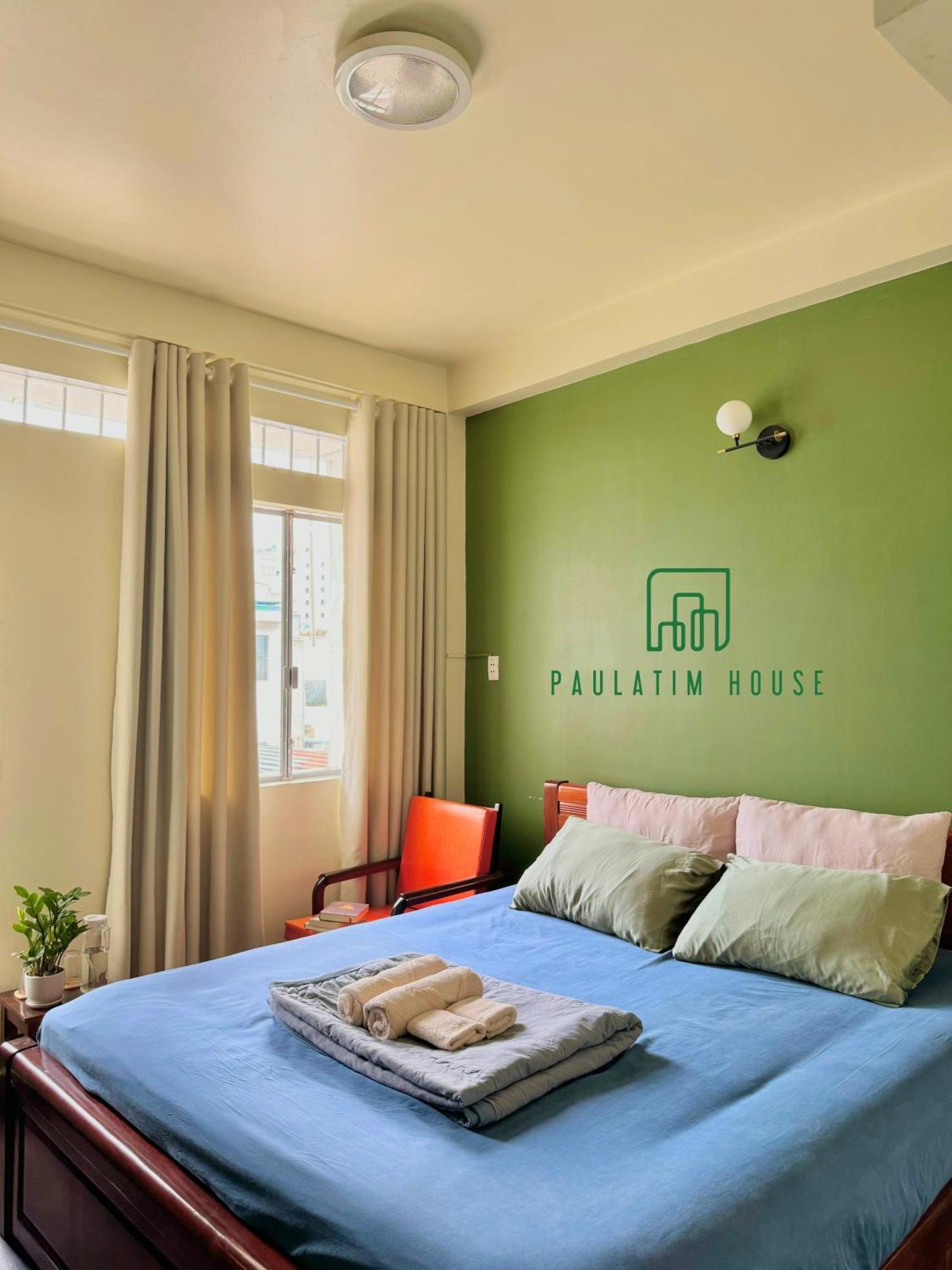 Отель Paulatim House Saigon Хошимин Экстерьер фото