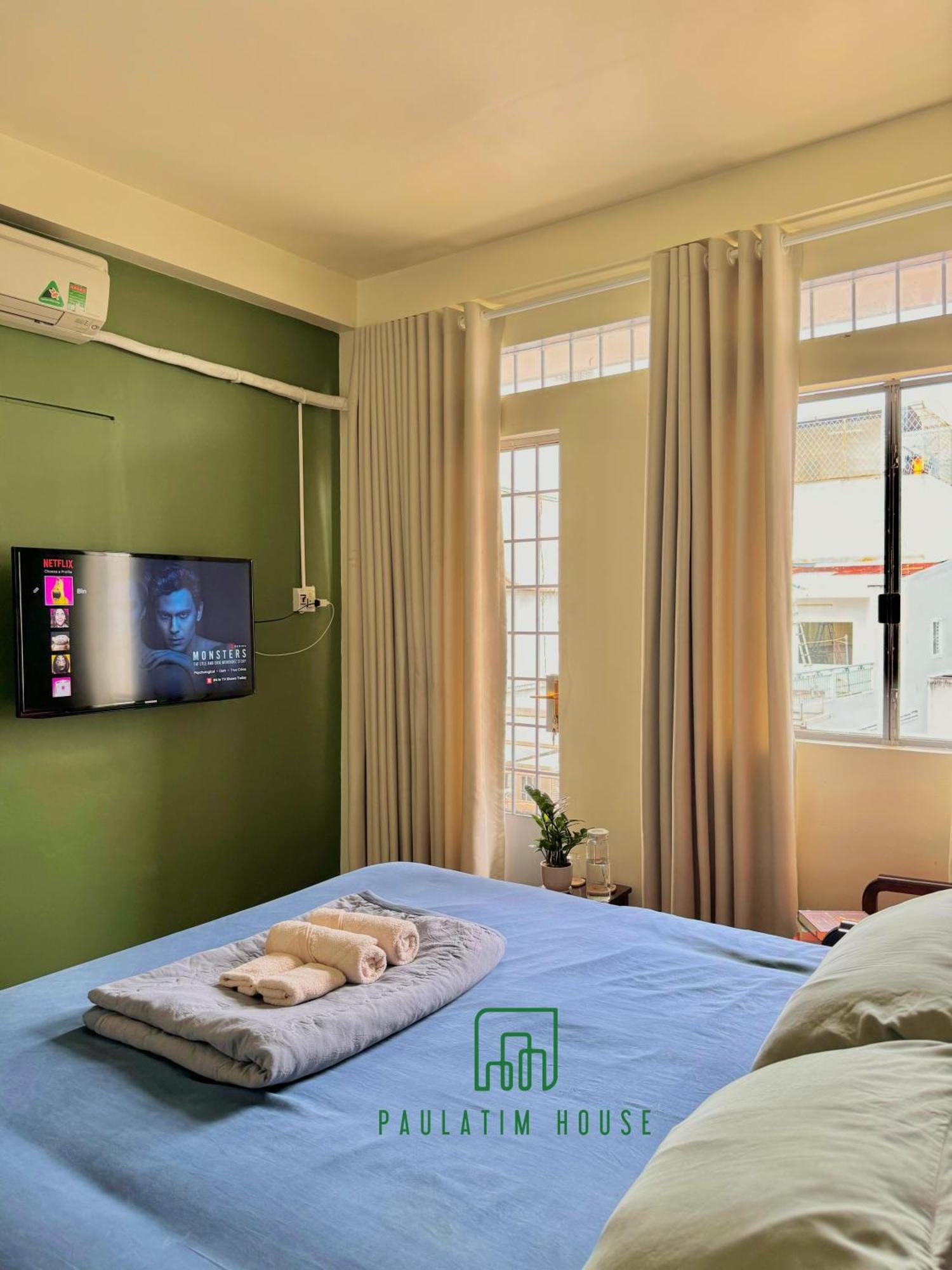Отель Paulatim House Saigon Хошимин Экстерьер фото