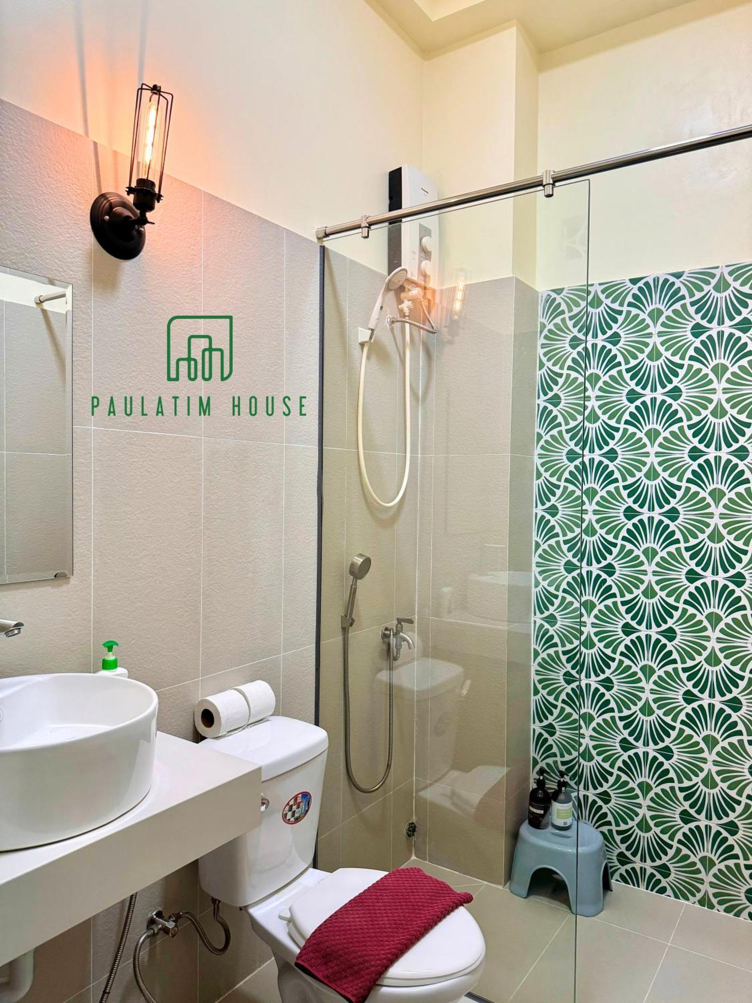 Отель Paulatim House Saigon Хошимин Экстерьер фото