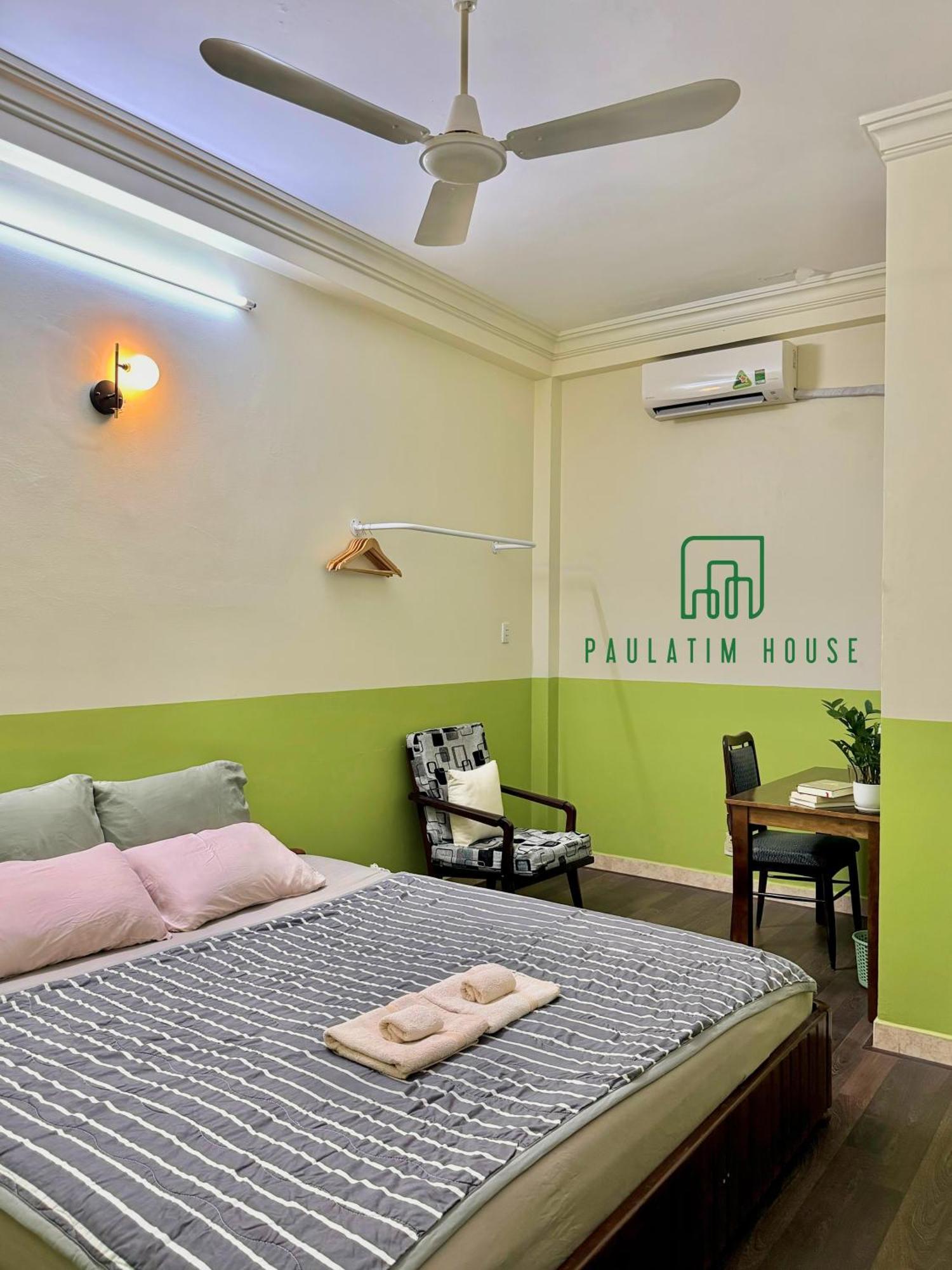 Отель Paulatim House Saigon Хошимин Экстерьер фото