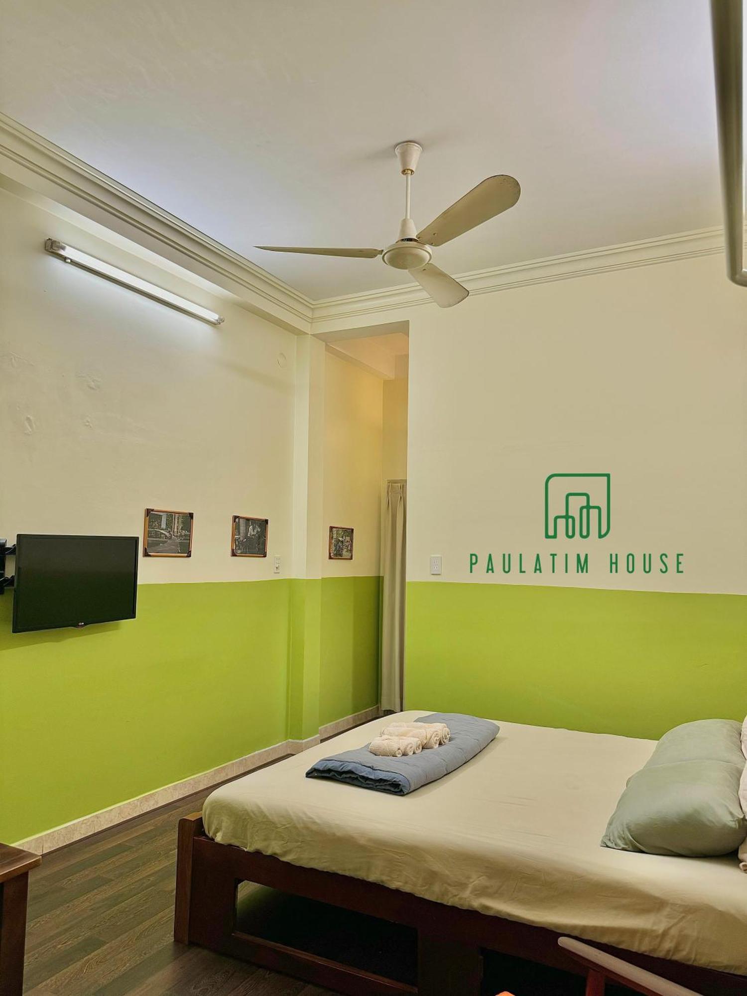 Отель Paulatim House Saigon Хошимин Экстерьер фото